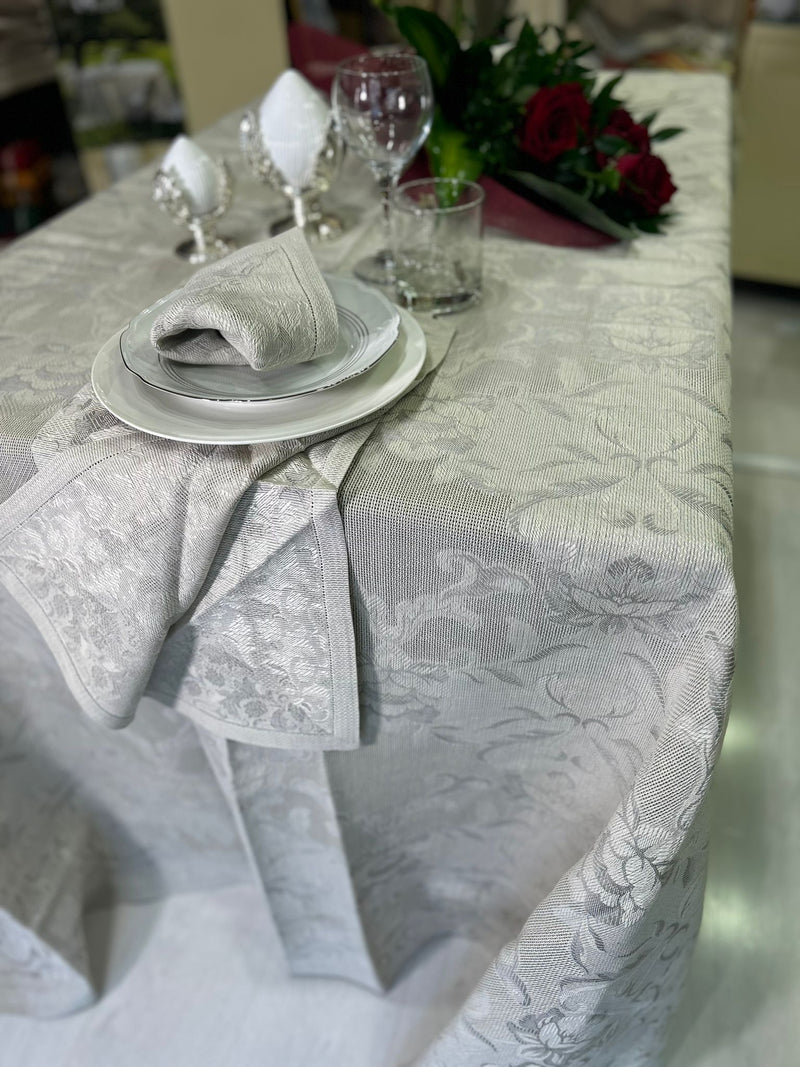 BENOZZO GOZZOLI LINEN MIXED TABLECLOTH